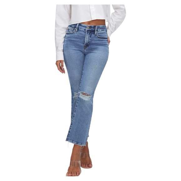 Good American Denim - GOOD AMERICAN SOFT-TECH GOOD LEGS CROPPED MINI BOOTCUT DISTRESS JEANS